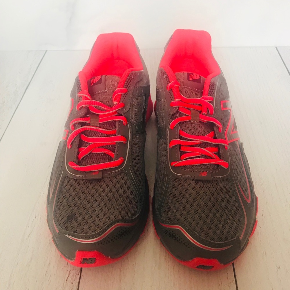 Women’s New Balance Running Course Sneakers